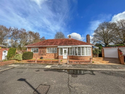 3 bedroom detached bungalow for sale in Sherwood Place, Newcastle Upon Tyne, NE3