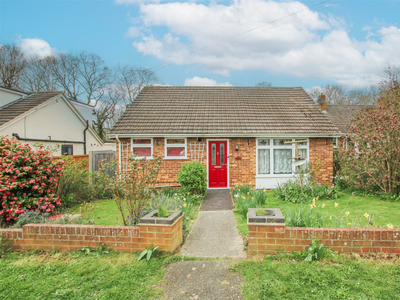 3 bedroom detached bungalow for sale in Walton Gardens, Hutton, Brentwood, CM13