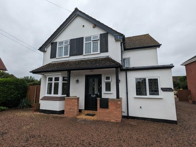 3 bedroom detached house for rent in Upton Road, Powick, Worcester, WR2