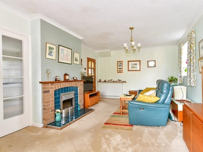 3 bedroom detached house for sale in Boughton Lane, Loose, Maidstone, Kent, ME15