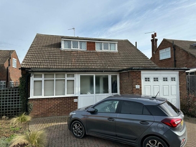 3 bedroom detached house for sale in Boughton Lane, Maidstone, ME15