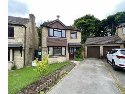3 bedroom detached house for sale in Cheriton Drive, Bradford, BD13