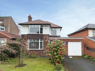 3 bedroom detached house for sale in Hunts Cross Avenue, Woolton, Liverpool, L25