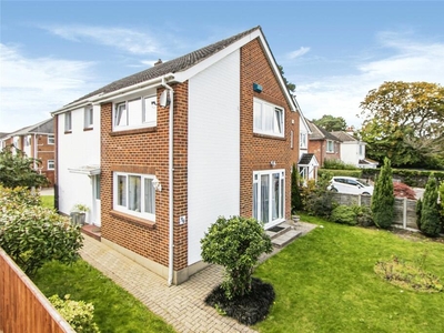 3 bedroom detached house for sale in Millhams Road, Bournemouth, BH10