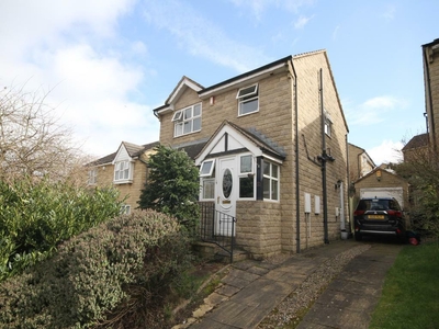 3 bedroom detached house for sale in Pagewood Court, Thackley, Bradford, BD10