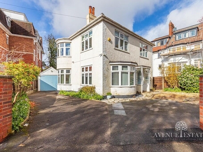 3 bedroom detached house for sale in Wharncliffe Road, Bournemouth, Dorset, BH5