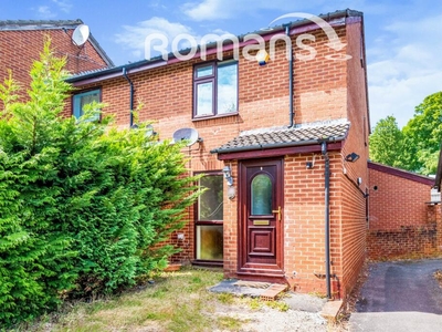 3 bedroom end of terrace house for rent in Falcon View, Winchester, SO22