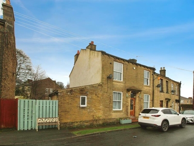 3 bedroom end of terrace house for sale in Acre Lane, Eccleshill, Bradford, BD2 2EH, BD2
