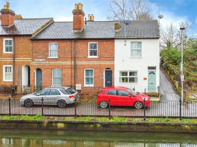 3 bedroom end of terrace house for sale in Kennet Side, Reading, Berkshire, RG1