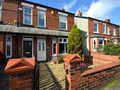 3 bedroom end of terrace house for sale in Moorside Road, Stockport, SK4