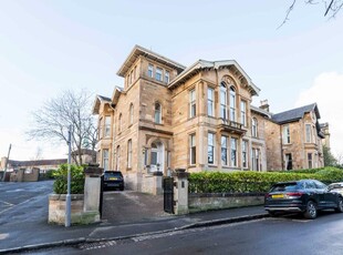3 bedroom flat for rent in Dundonald Road, Dowanhill, Glasgow, G12