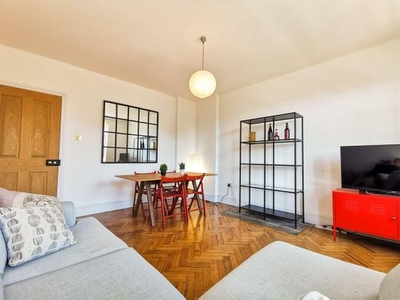 3 bedroom flat to rent London, E1 3AA