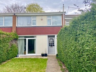 3 bedroom house for rent in Glenlivet Gardens, Clifton, NG11