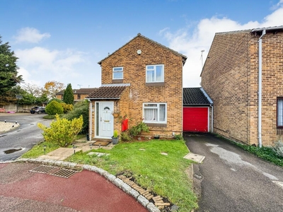 3 bedroom link detached house for sale in Chilcombe Way, Lower Earley, Reading, RG6