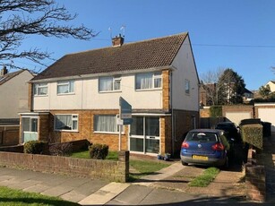 3 bedroom semi-detached house for rent in Cowley Drive, Brighton, BN2