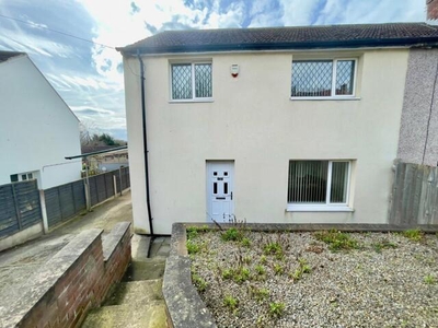 3 Bedroom Semi-detached House For Rent In West Yorkshire, Uk