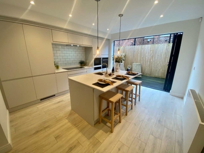 3 bedroom semi-detached house for sale in Albert Hill Street, Didsbury, M20