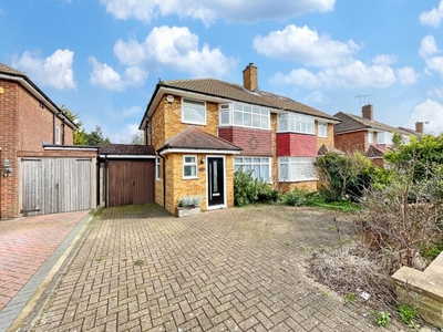 3 bedroom semi-detached house for sale in Crowland Road, Luton, Bedfordshire, LU2 8EH, LU2