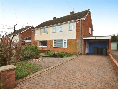3 bedroom semi-detached house for sale in Dore Avenue, North Hykeham, Lincoln, LN6