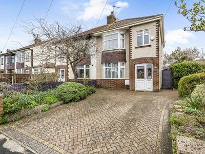 3 bedroom semi-detached house for sale in Frenchay Park Road, Frenchay, Bristol, BS16