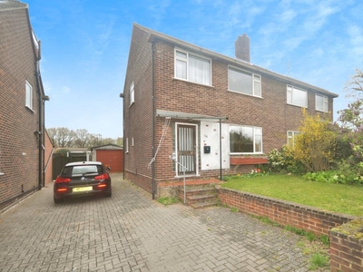 3 bedroom semi-detached house for sale in Long Ridings Avenue, Hutton, CM13