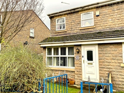 3 bedroom semi-detached house for sale in Mill Carr Hill Road, Oakenshaw, Bradford, BD12