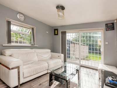 3 bedroom semi-detached house for sale in Moorland Drive, PUDSEY, LS28