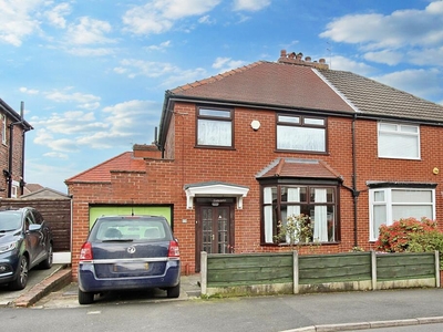 3 bedroom semi-detached house for sale in Mount Road, Prestwich, M25