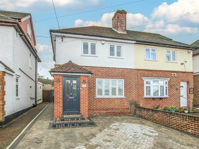3 bedroom semi-detached house for sale in Orchard Lane, Pilgrims Hatch, Brentwood, CM15