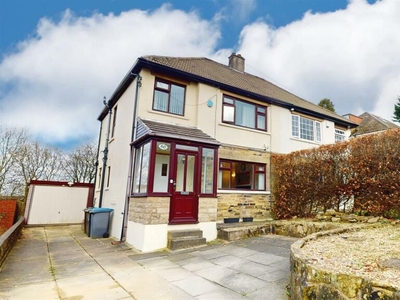 3 bedroom semi-detached house for sale in Prune Park Lane, Allerton, Bradford, BD15
