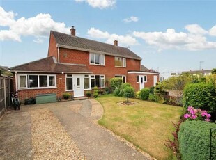 3 Bedroom Semi-detached House For Sale In Ringwood, Hampshire