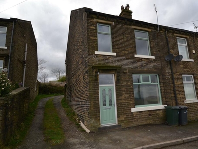 3 bedroom semi-detached house for sale in Spring Holes Lane, Thornton, Bradford, BD13