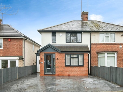 3 bedroom semi-detached house for sale in Tedstone Road, Birmingham, West Midlands, B32