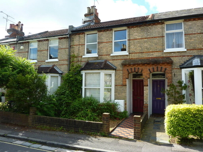 3 bedroom terraced house for rent in Hyde Close, Winchester, SO23