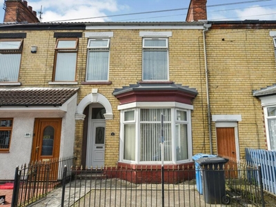 3 bedroom terraced house for rent in Jalland Street, Hull, HU8