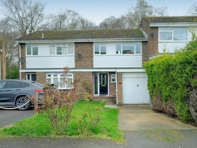 3 bedroom terraced house for sale in Arbour Close, Warley, Brentwood, CM14