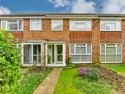 3 bedroom terraced house for sale in Bedgebury Close, Maidstone, Kent, ME14