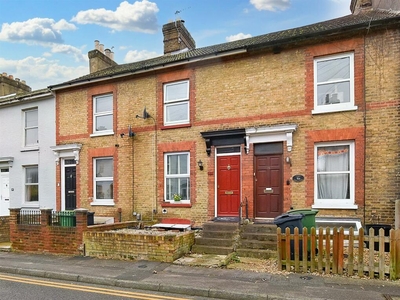 3 bedroom terraced house for sale in Bower Street, Maidstone, ME16