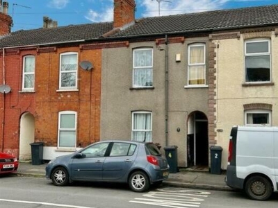 3 bedroom terraced house for sale in Scorer Street, Lincoln, Lincolnshire, LN5