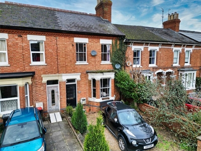 3 bedroom terraced house for sale in Wolverton Road, Stony Stratford, MK11