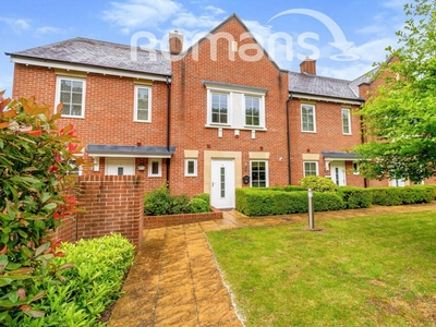 3 bedroom town house for rent in Chilbolton Avenue, Winchester, SO22
