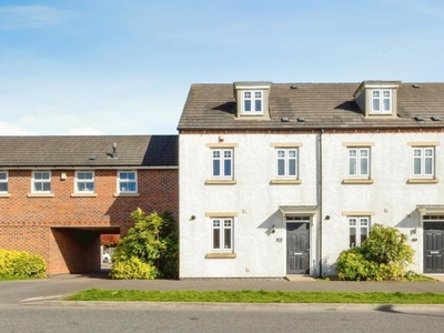 3 bedroom town house for sale in Severus Crescent, North Hykeham, Lincoln, LN6