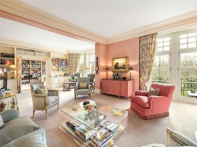 4 bedroom apartment for sale in Burton Court, Franklins Row, SW3