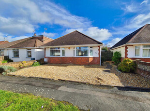 4 Bedroom Detached Bungalow For Sale In Eling, Totton