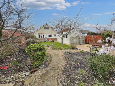 4 bedroom detached bungalow for sale in Marchwood Road, Bournemouth, Dorset, BH10