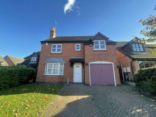 4 bedroom detached house for rent in Elliot Close, Oadby, LE2