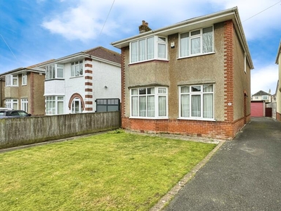 4 bedroom detached house for sale in Ashford Road, SOUTHBOURNE, Bournemouth, Dorset, BH6