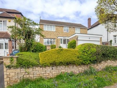 4 bedroom detached house for sale in Bell Barn Road, Bristol, BS9