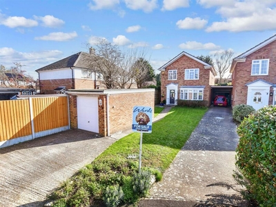 4 bedroom detached house for sale in Bray Gardens, Loose, Maidstone, Kent, ME15