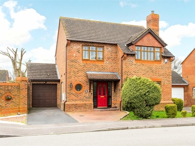 4 bedroom detached house for sale in Cheshire Rise, Bletchley, Milton Keynes, Buckinghamshire, MK3